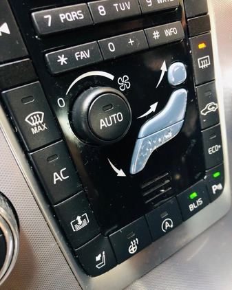 Volvo S60 cena 69000 przebieg: 80700, rok produkcji 2018 z Augustów małe 172